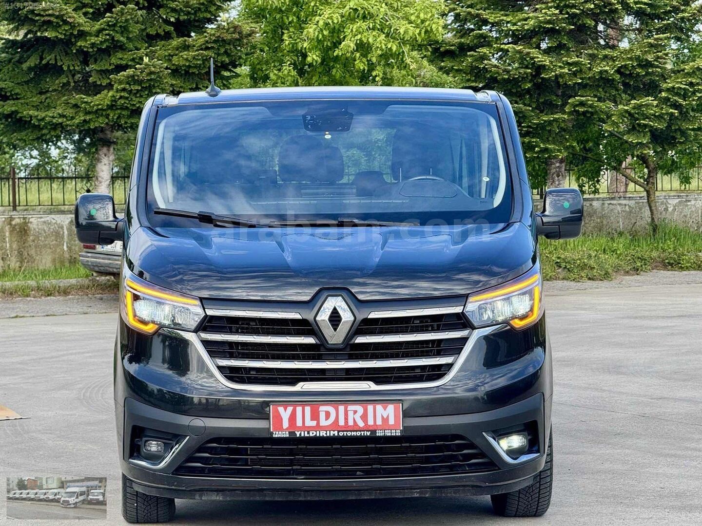 Galeriden Renault Trafic 2.0 DCI Grand Confort 2023 Model Samsun 64.000 km Siyah 5