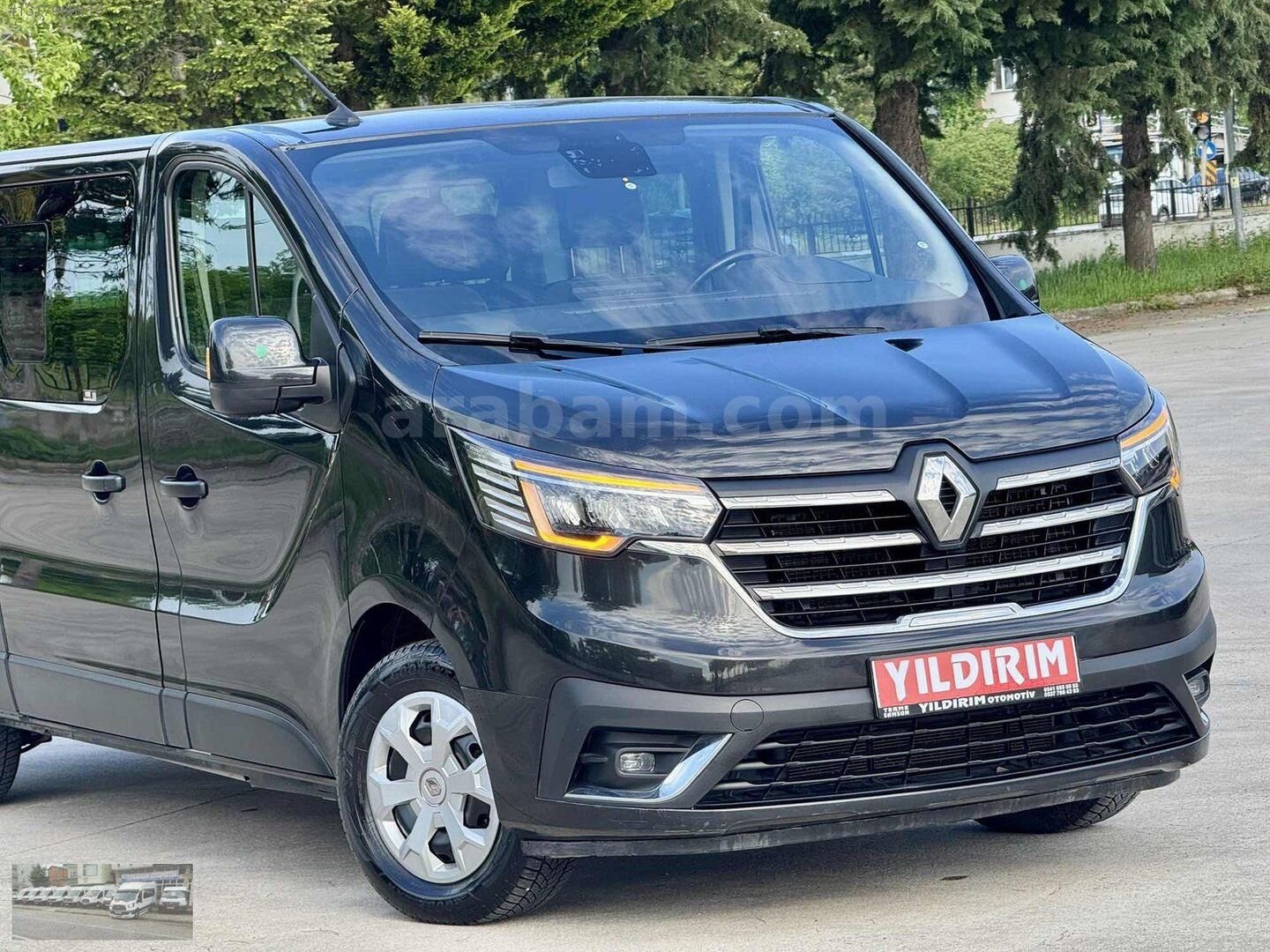 Galeriden Renault Trafic 2.0 DCI Grand Confort 2023 Model Samsun 64.000 km Siyah 6