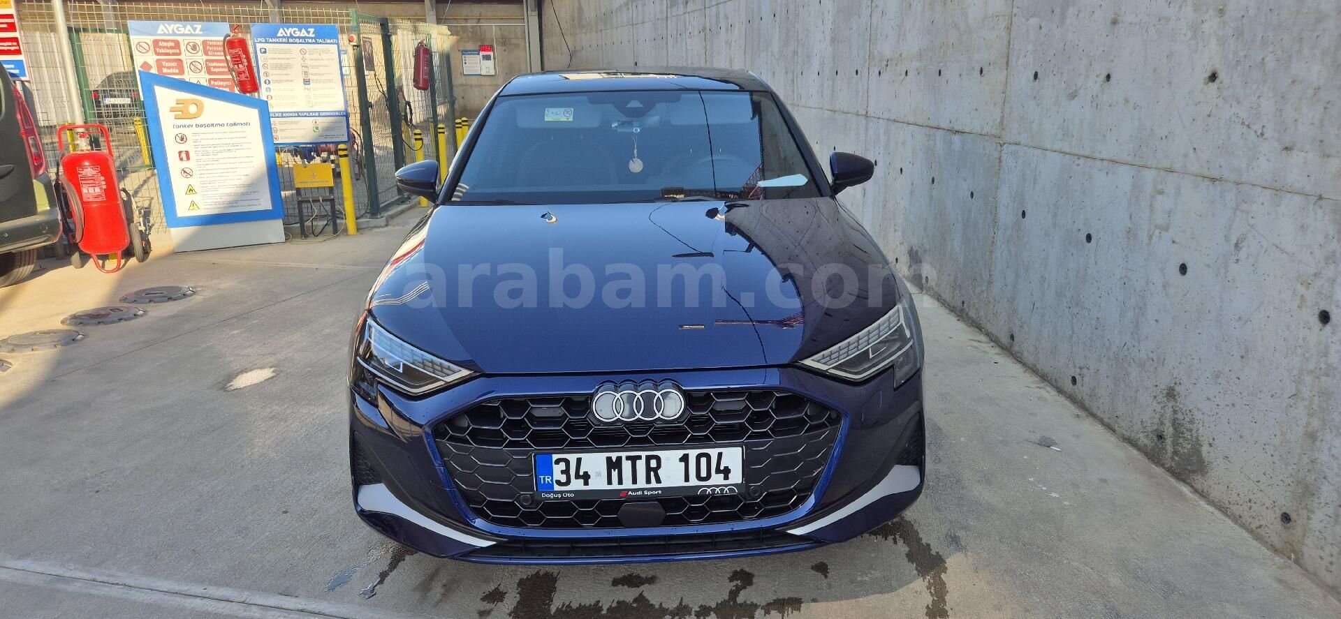 Sahibinden Audi A3 Sportback 35 TFSI Advanced 2025 Model İstanbul 20.500 km Lacivert 6