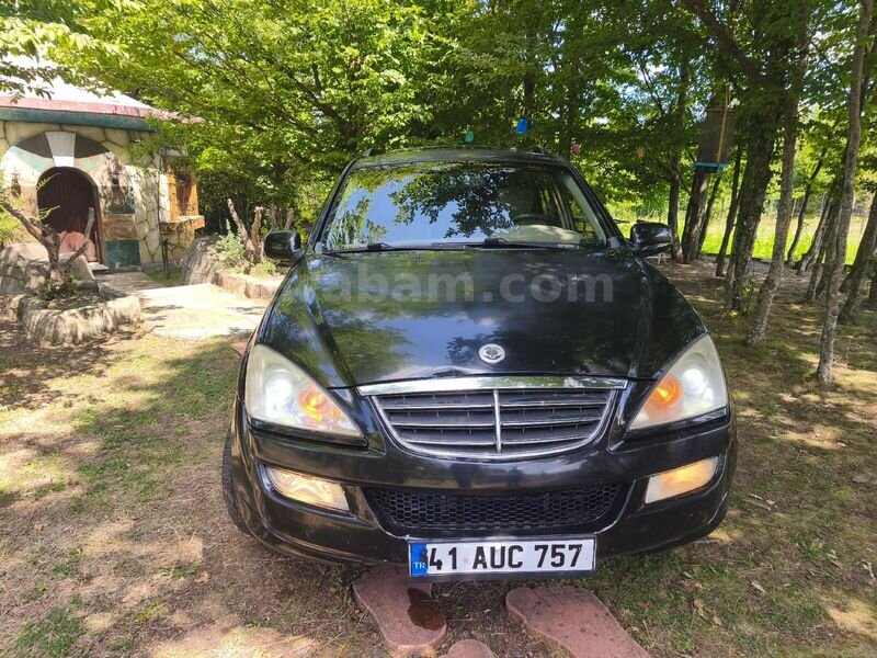 Sahibinden KGM SsangYong Kyron 2.0 XDI 4x4 2011 Model Kocaeli 314.000 km Siyah