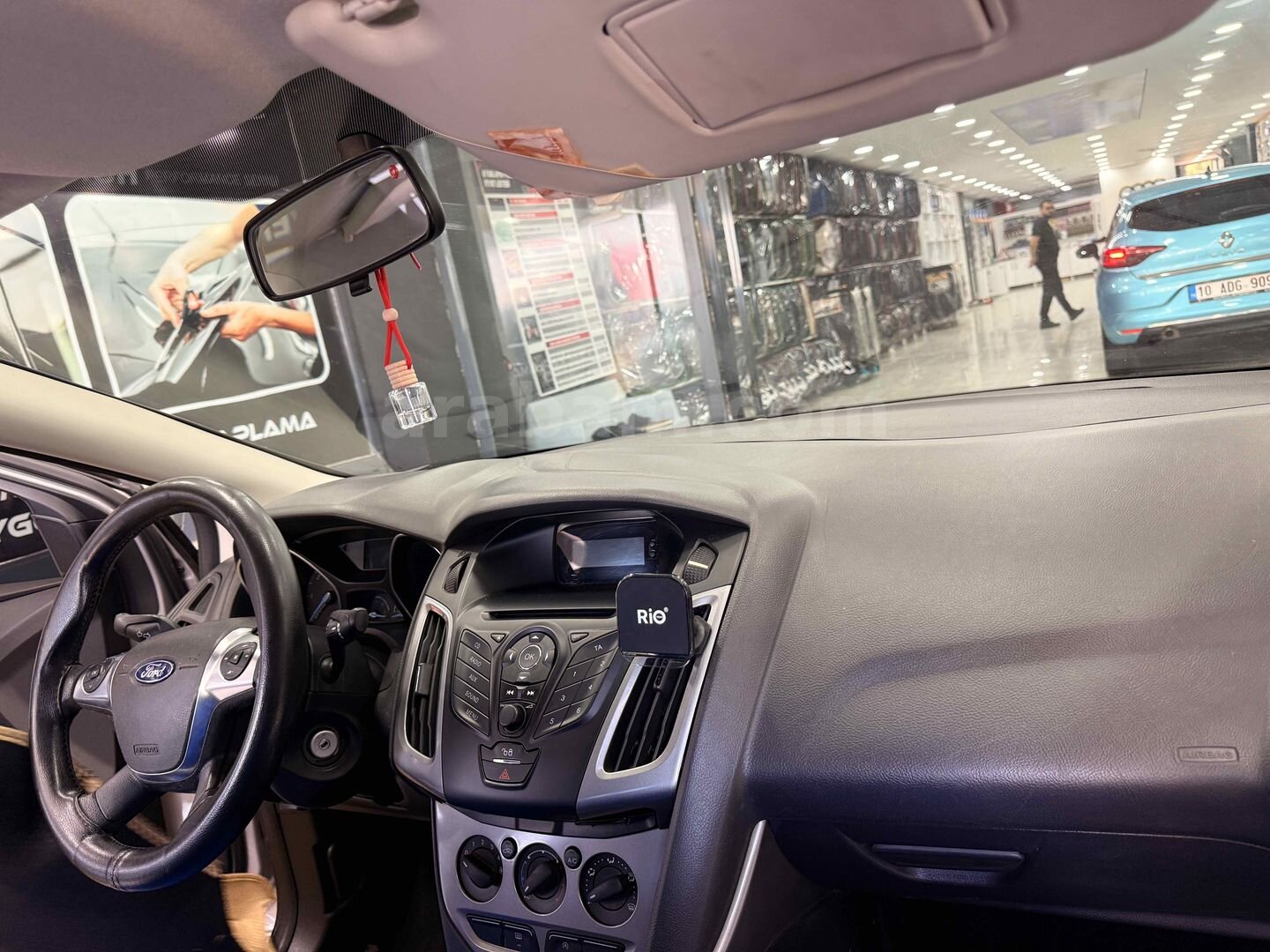 Sahibinden Ford Focus 1.6 TDCi Trend 2011 Model Batman 175.000 km Gri 2