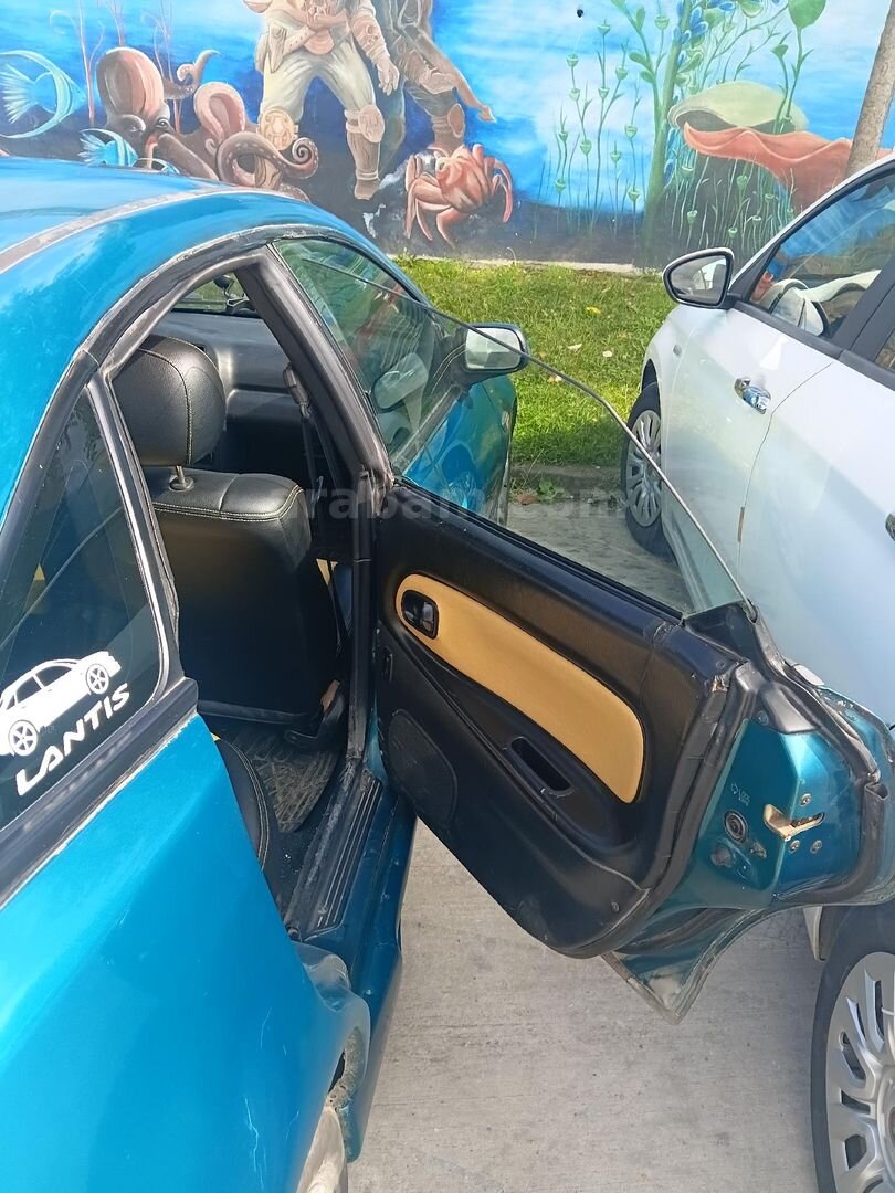 Sahibinden Mazda Lantis 1.8 1998 Model Kocaeli 327.000 km Yeşil (metalik) 6