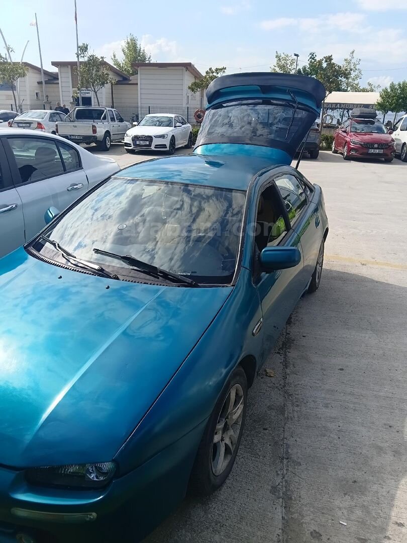 Sahibinden Mazda Lantis 1.8 1998 Model Kocaeli 327.000 km Yeşil (metalik) 1