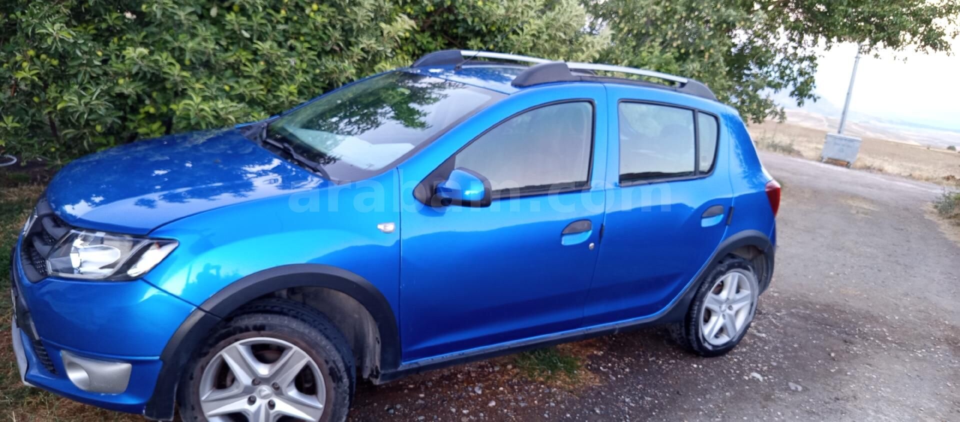 Sahibinden Dacia Sandero 0.9 TCe Stepway 2016 Model Malatya 64.400 km Mavi (metalik) 1