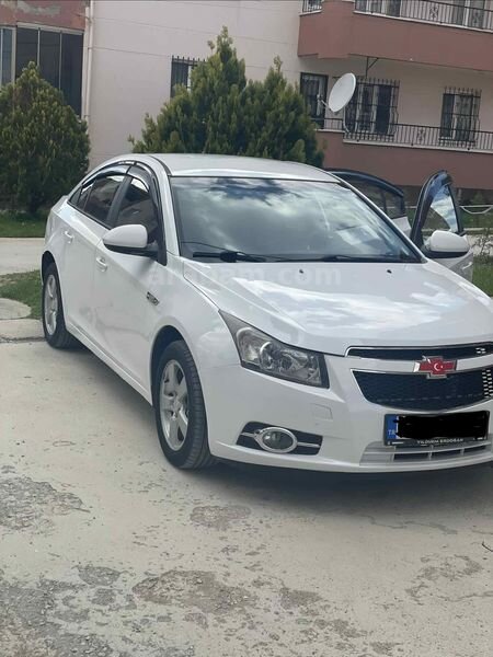 Sahibinden Chevrolet Cruze 1.6 LS 2011 Model Denizli 257.000 km Beyaz