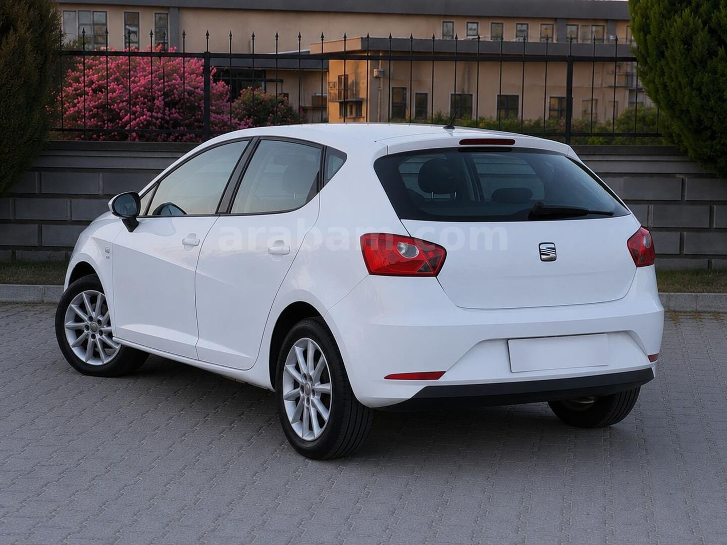 Sahibinden Seat Ibiza 1.2 TSI Style 2013 Model Osmaniye 84.700 km Beyaz 7