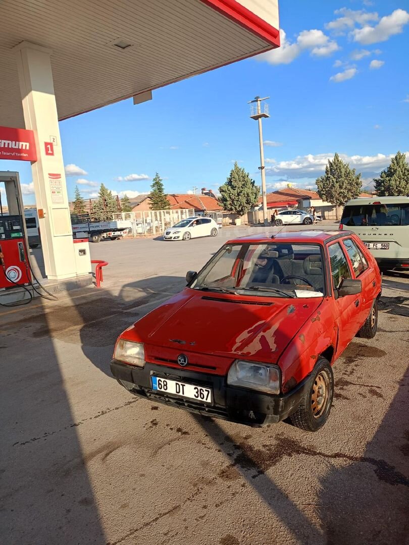 Sahibinden Skoda Favorit 1.3 LX 1994 Model Aksaray 800.000 km Kırmızı 6
