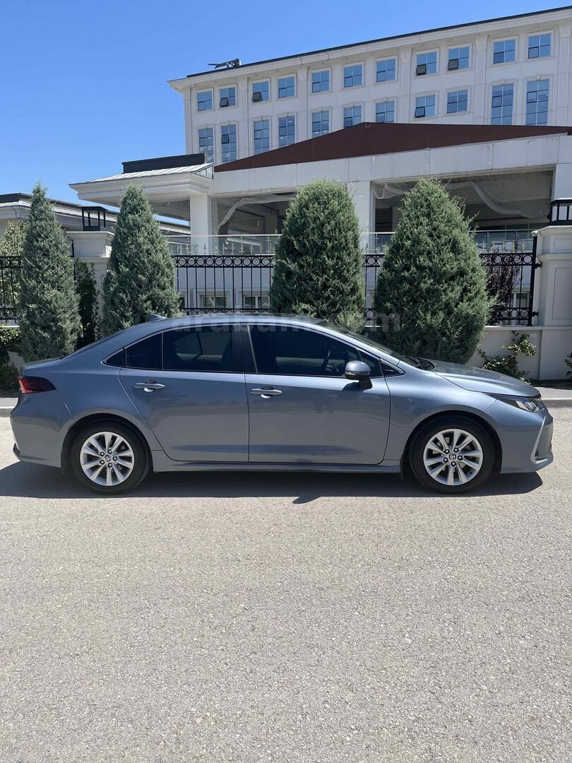 Sahibinden Toyota Corolla 1.5 Dream X-Pack 2023 Model Ankara 33.000 km Mavi (metalik) 4