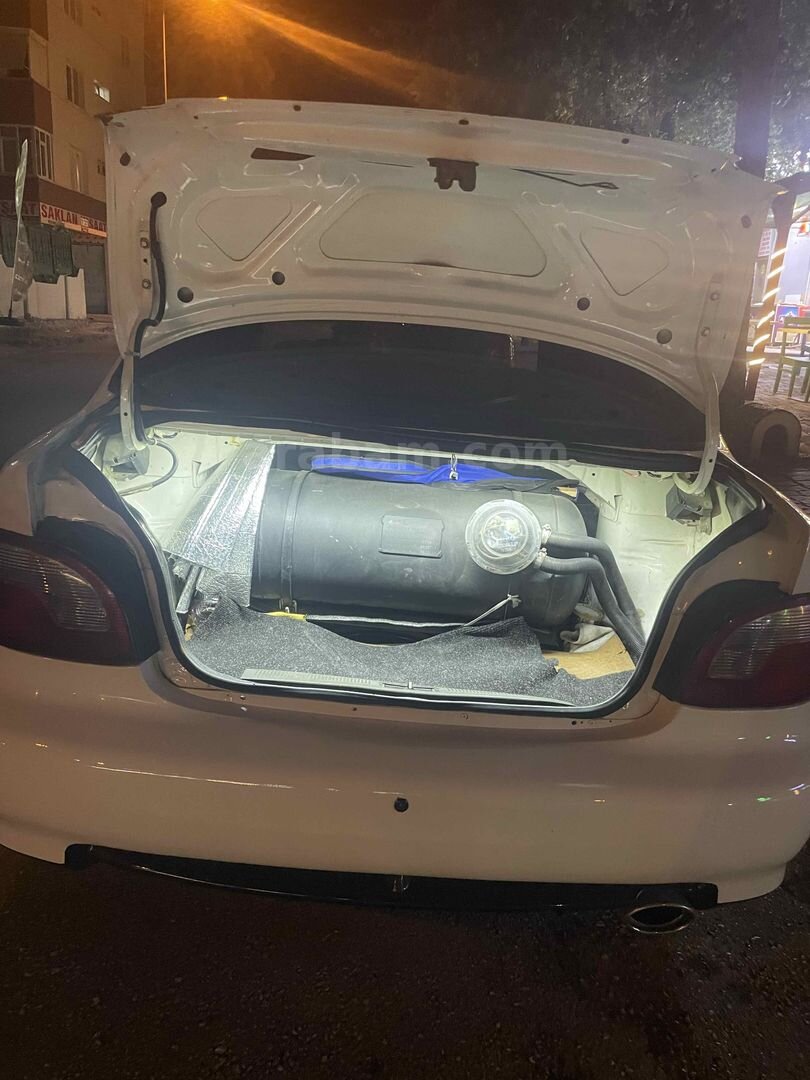 Sahibinden Hyundai Accent 1.3 LS 2000 Model Konya 227.000 km Beyaz 6