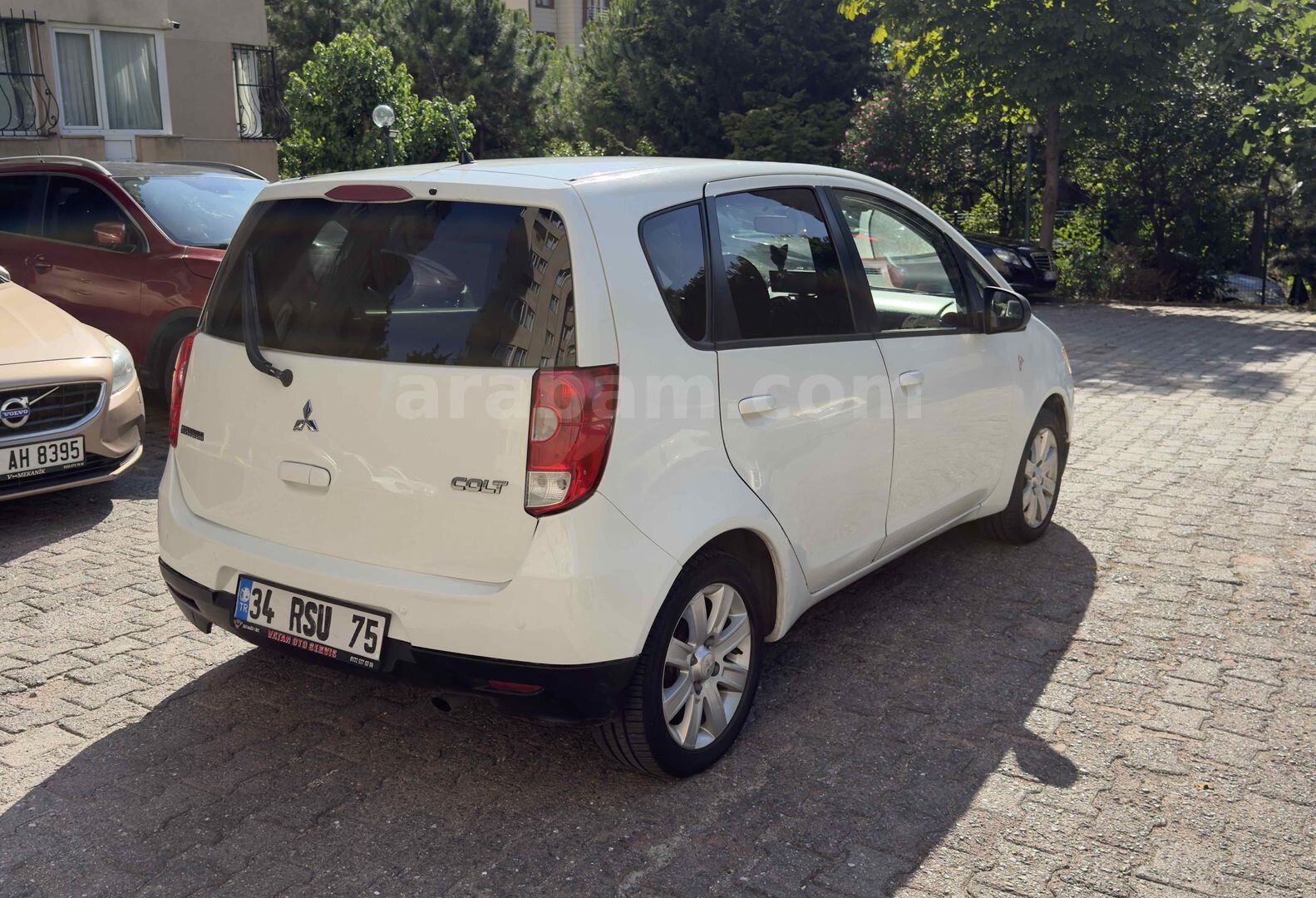 Sahibinden Mitsubishi Colt 1.3 Elegance 2012 Model İstanbul 186.000 km Beyaz 5