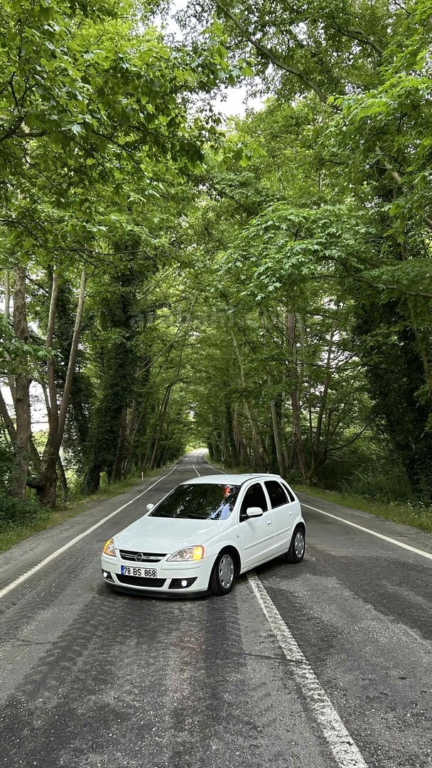 Sahibinden Opel Corsa 1.3 CDTI Essentia 2005 Model Zonguldak 300.000 km Beyaz 6