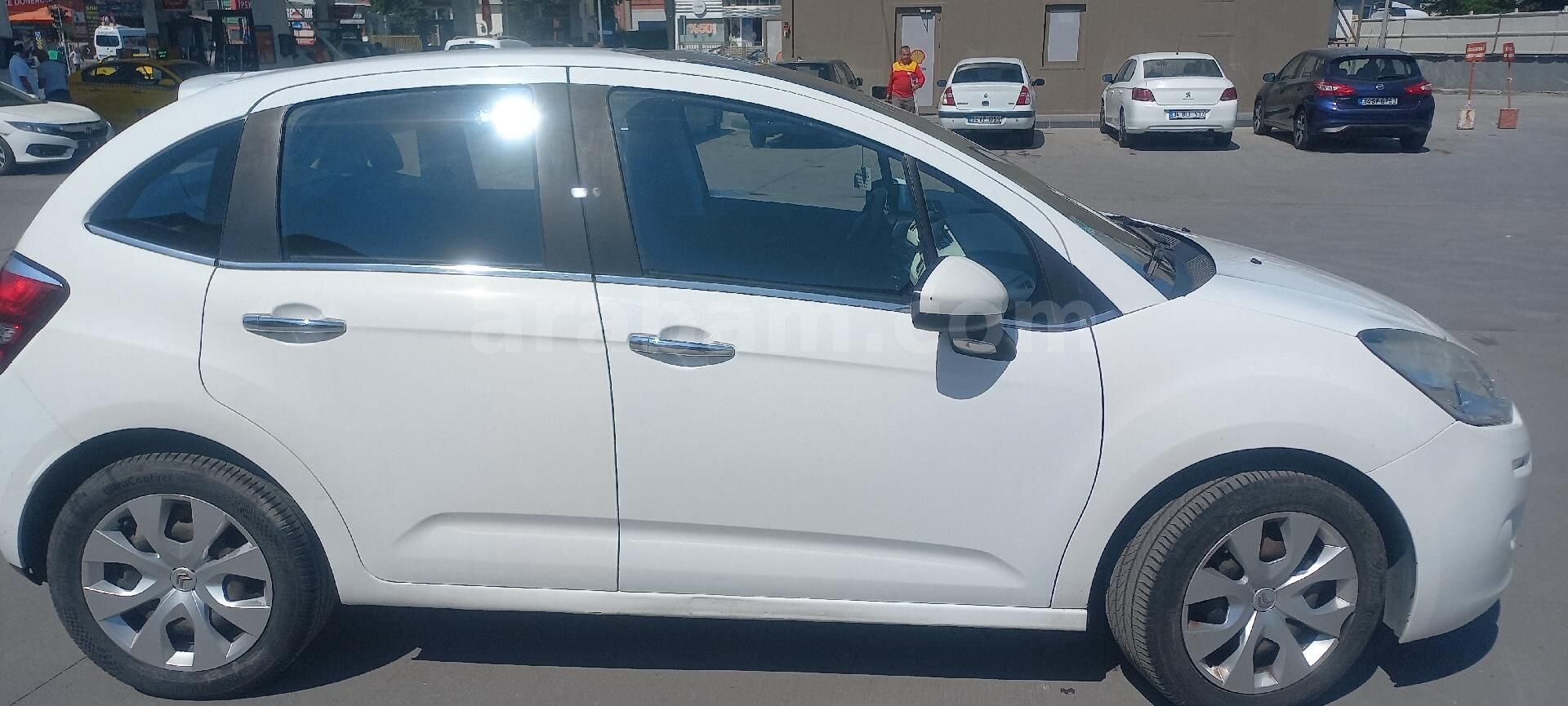 Sahibinden Citroen C3 1.4 HDi Collection 2015 Model İstanbul 153.000 km Beyaz 4