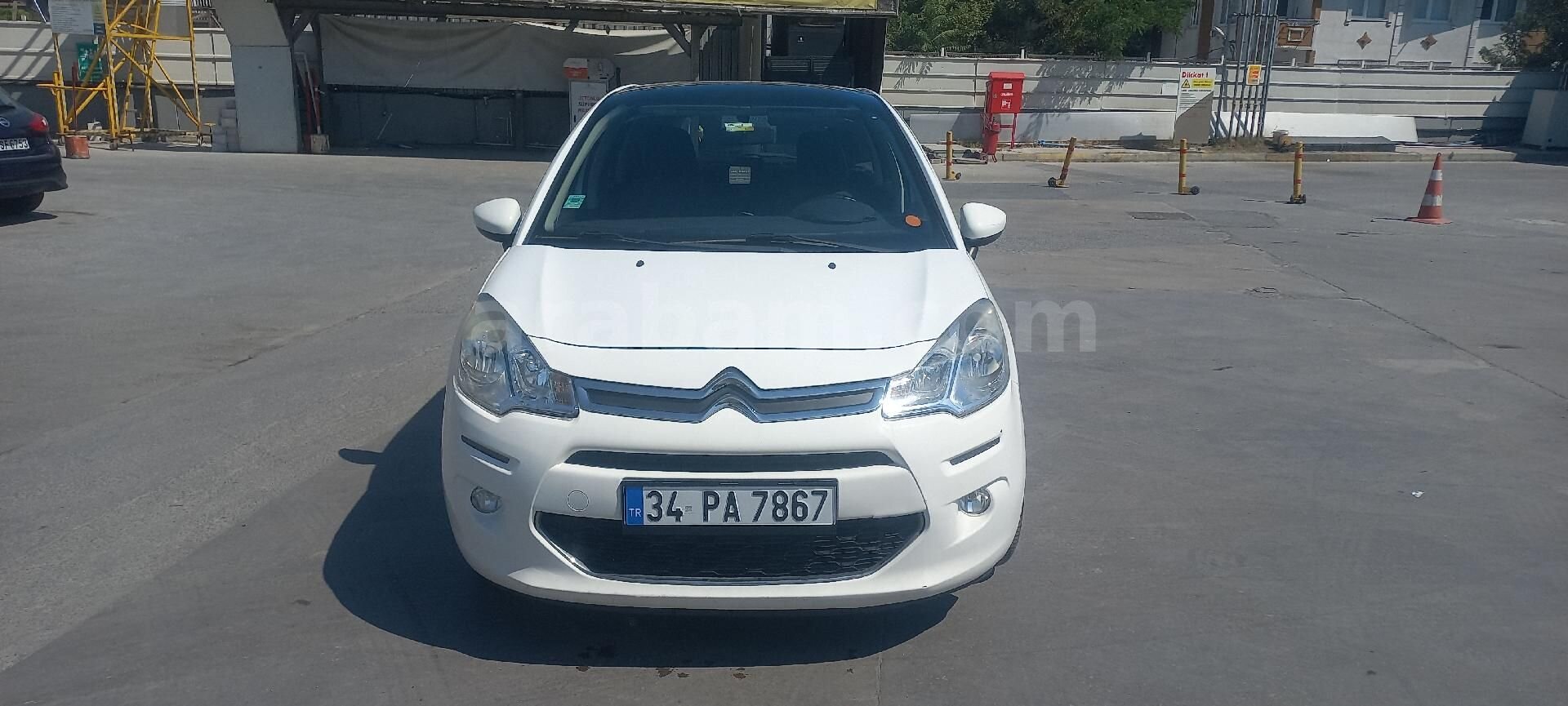 Sahibinden Citroen C3 1.4 HDi Collection 2015 Model İstanbul 153.000 km Beyaz 6