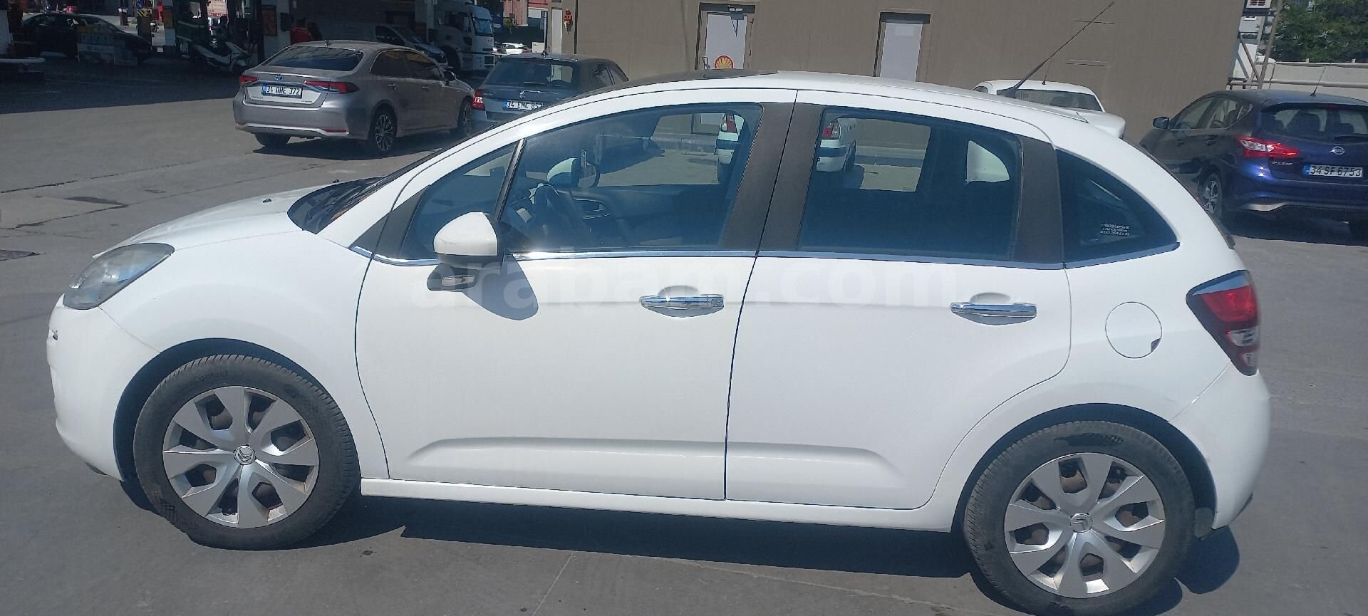Sahibinden Citroen C3 1.4 HDi Collection 2015 Model İstanbul 153.000 km Beyaz 5