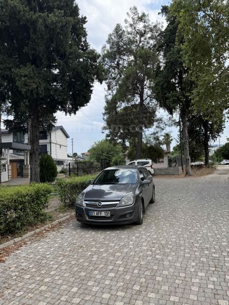 Sahibinden Opel Astra 1.3 CDTI Essentia Konfor 2010 Model Antalya 300.000 km Füme