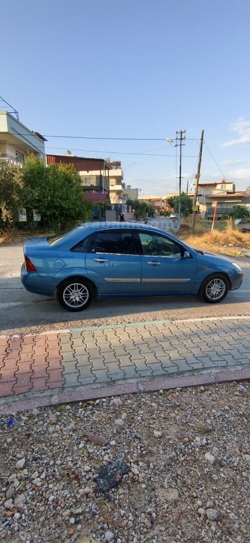 Sahibinden Ford Focus 1.6 Ghia 2001 Model Adana 350.000 km Mavi (metalik) 6