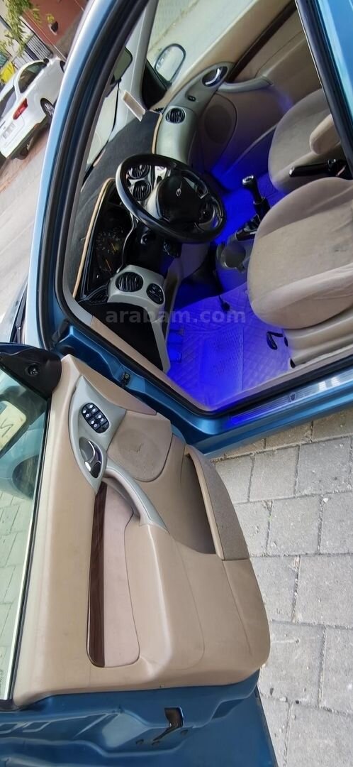 Sahibinden Ford Focus 1.6 Ghia 2001 Model Adana 350.000 km Mavi (metalik) 2