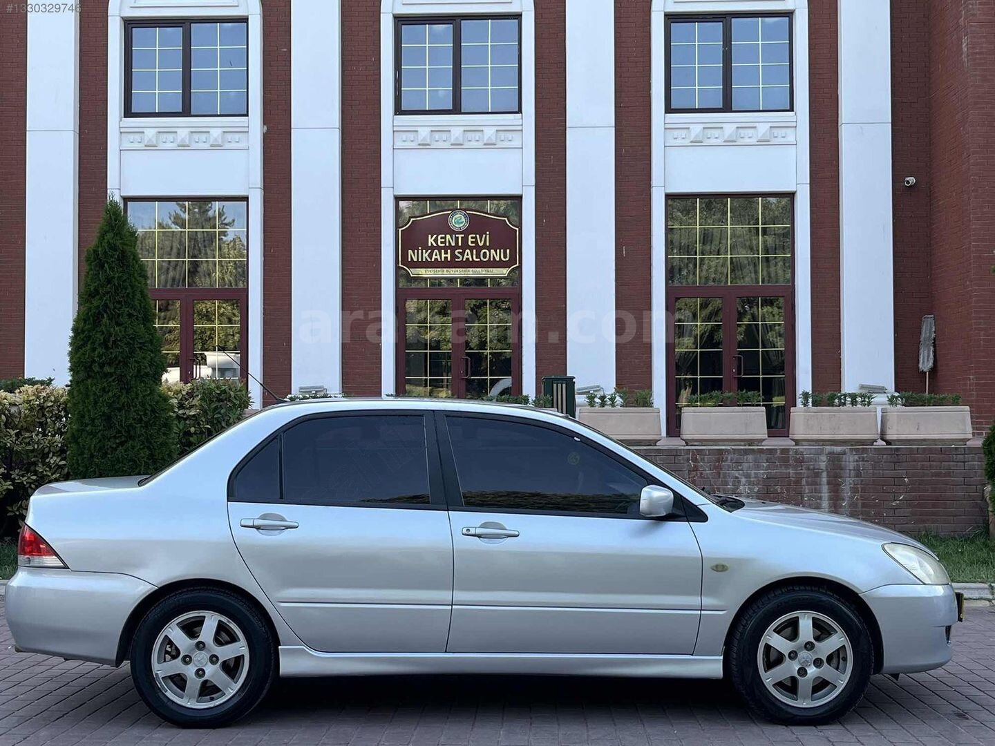 Galeriden Mitsubishi Lancer 1.6 Invite 2004 Model Eskişehir 254.000 km Gri 3