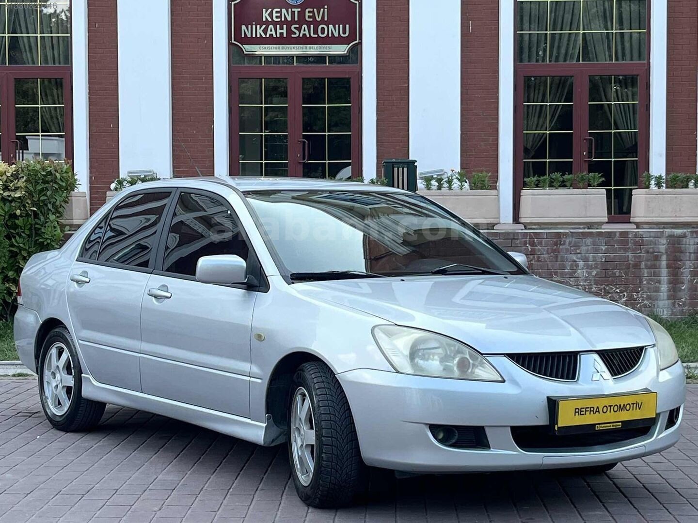 Galeriden Mitsubishi Lancer 1.6 Invite 2004 Model Eskişehir 254.000 km Gri 1