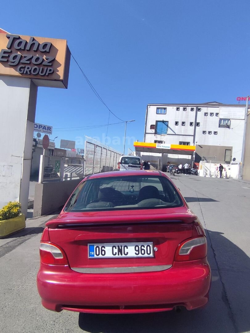 Sahibinden Hyundai Accent 1.5 GLS 1999 Model İstanbul 372.000 km Kırmızı 5
