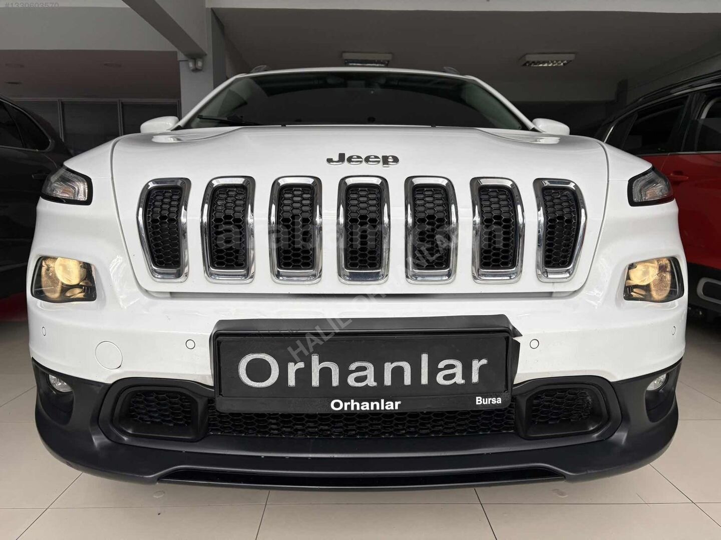 Galeriden Jeep Cherokee 2.0 TD Longitude 2014 Model Bursa 170.000 km Beyaz 1