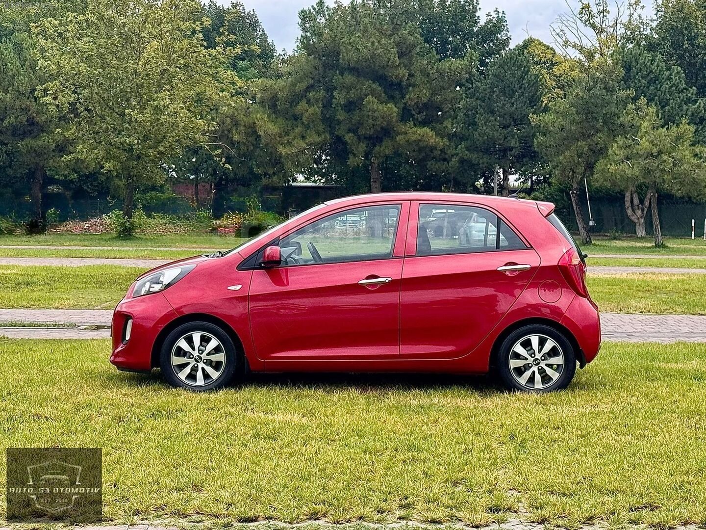 Galeriden Kia Picanto 1.25 EX 2015 Model Bursa 91.000 km Kırmızı 5