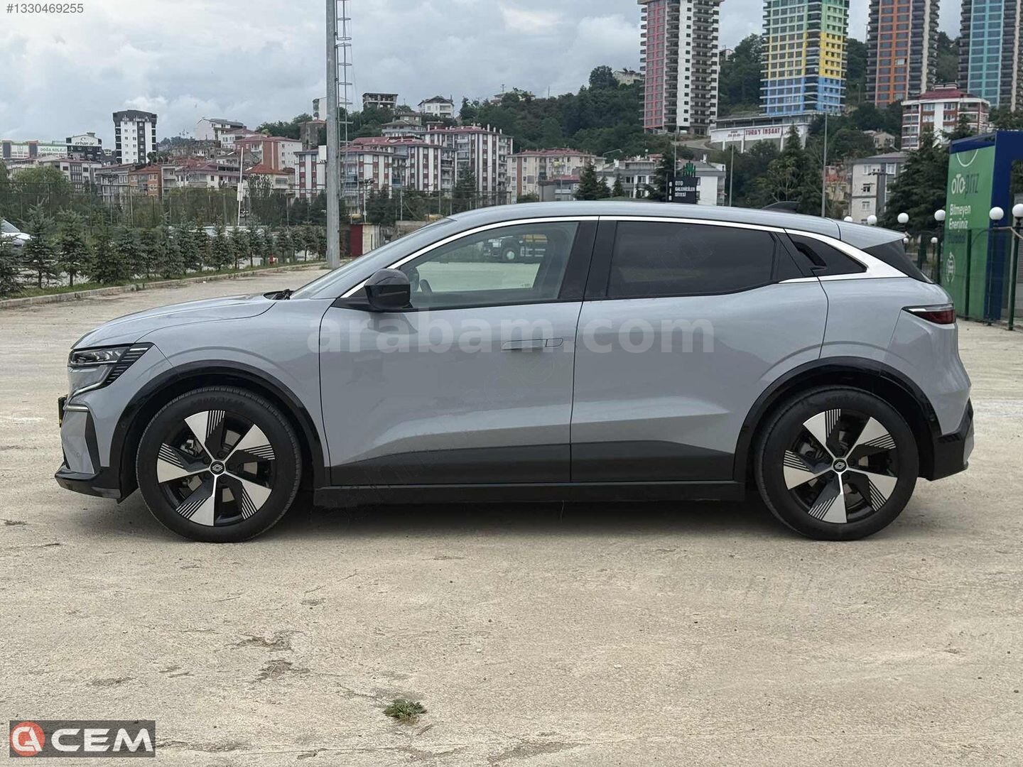 Galeriden Renault Megane E-Tech Techno 2025 Model Giresun 11.500 km Gri 5