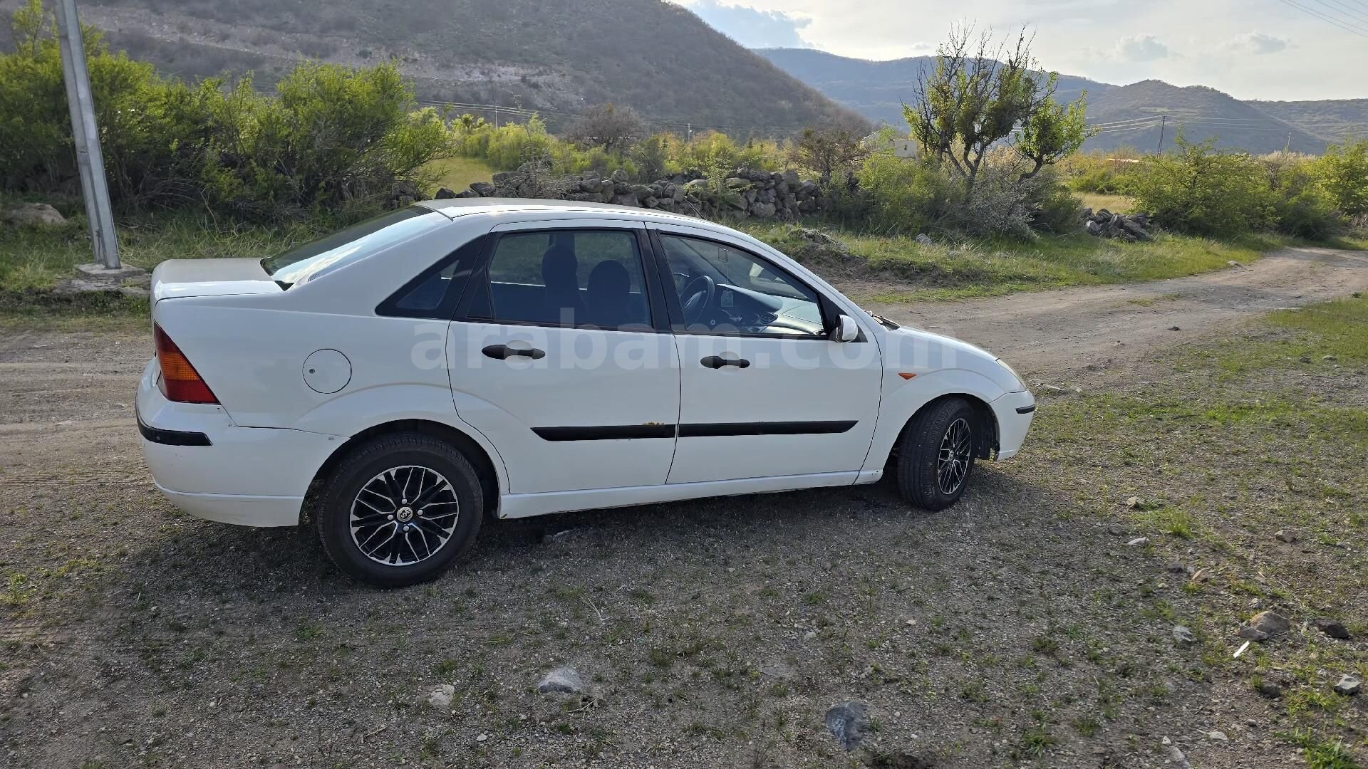 Sahibinden Ford Focus 1.6 Collection 2005 Model Kayseri 299.000 km Beyaz 4