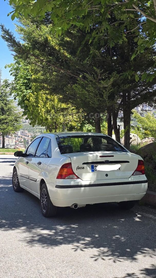 Sahibinden Ford Focus 1.6 Collection 2005 Model Kayseri 299.000 km Beyaz 2
