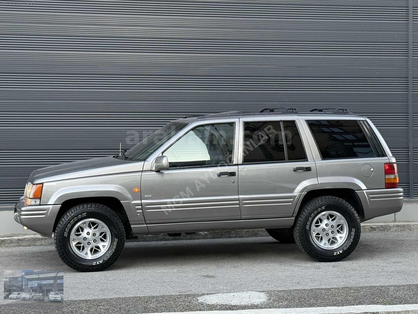Galeriden Jeep Grand Cherokee 5.2 Limited 1997 Model Ankara 415.000 km Gri 4