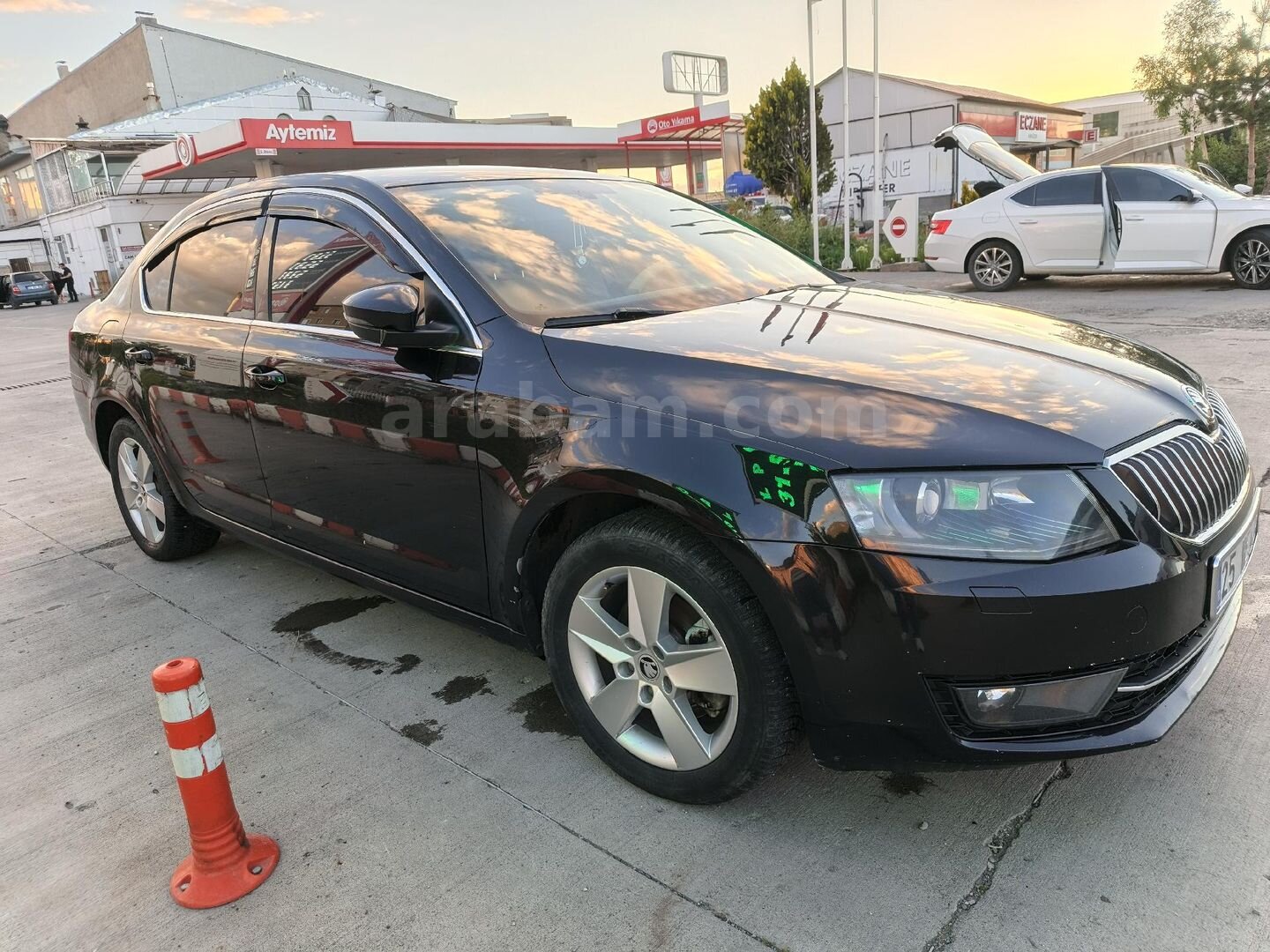 Sahibinden Skoda Octavia 1.6 TDI Elegance 2013 Model Erzurum 160.000 km Siyah 2