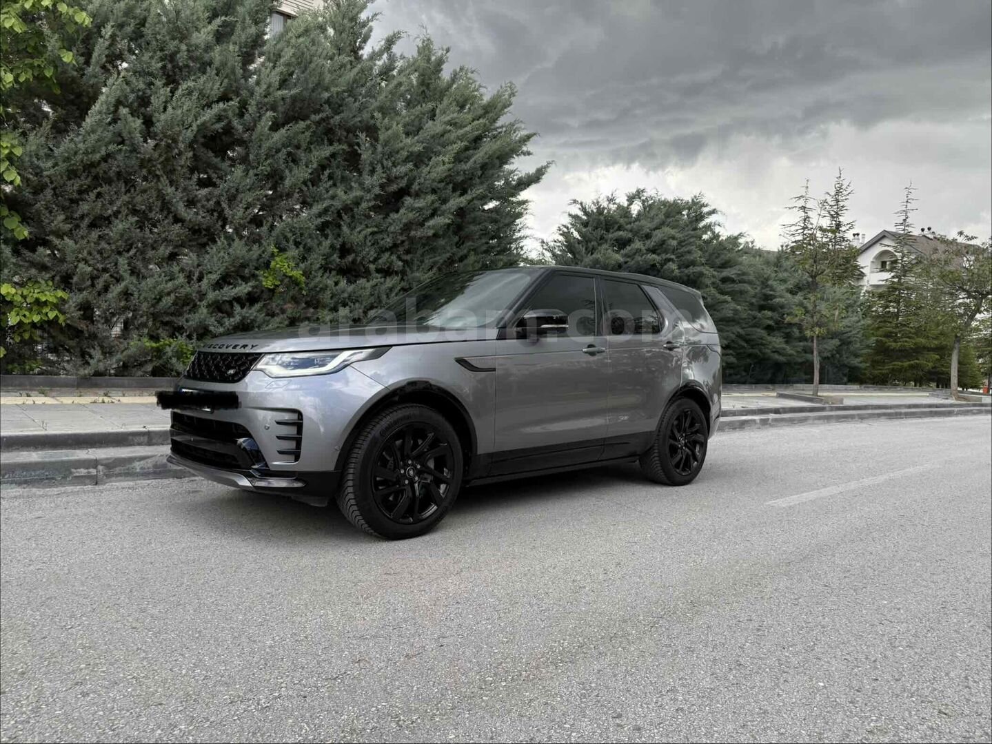 Sahibinden Land Rover Discovery 2.0 Si4 R-Dynamic SE 2023 Model Ankara 25.000 km Gri 3