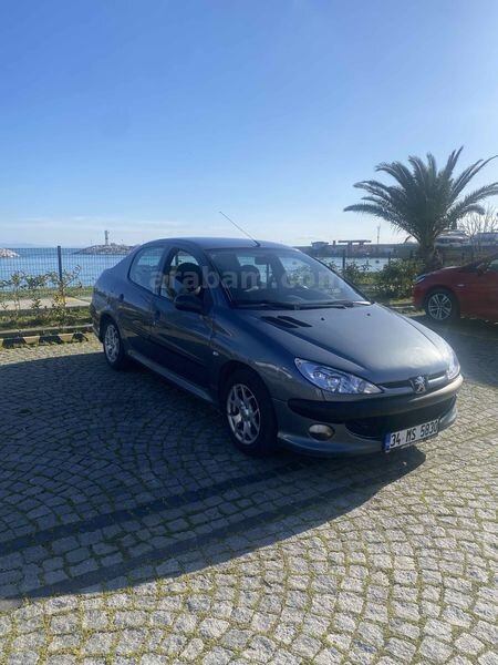 Sahibinden Peugeot 206 1.6 HDi Comfort 2010 Model İstanbul 260.000 km Füme