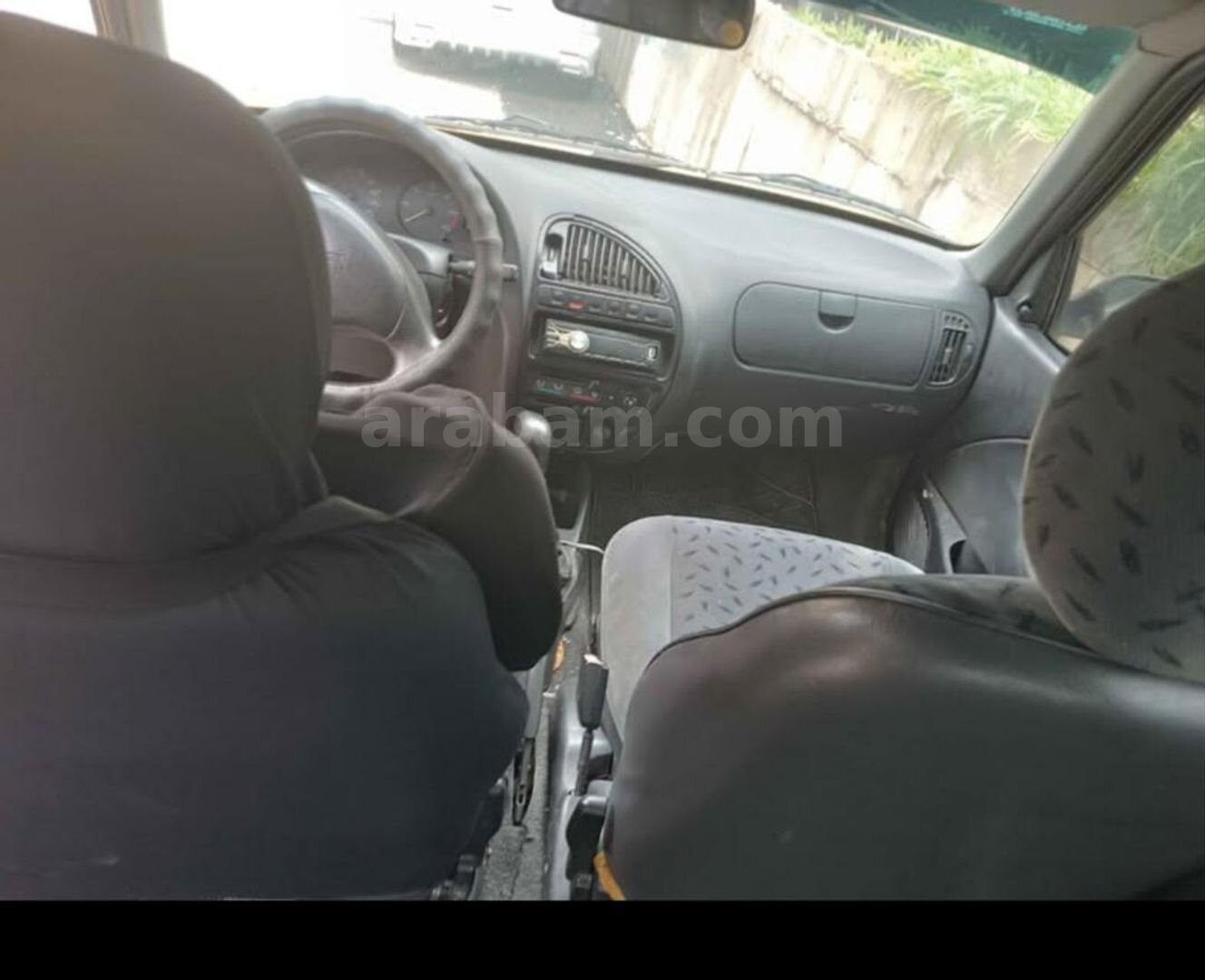 Sahibinden Citroen Saxo 1.5D SX 2000 Model Kırşehir 300.000 km Altın 5