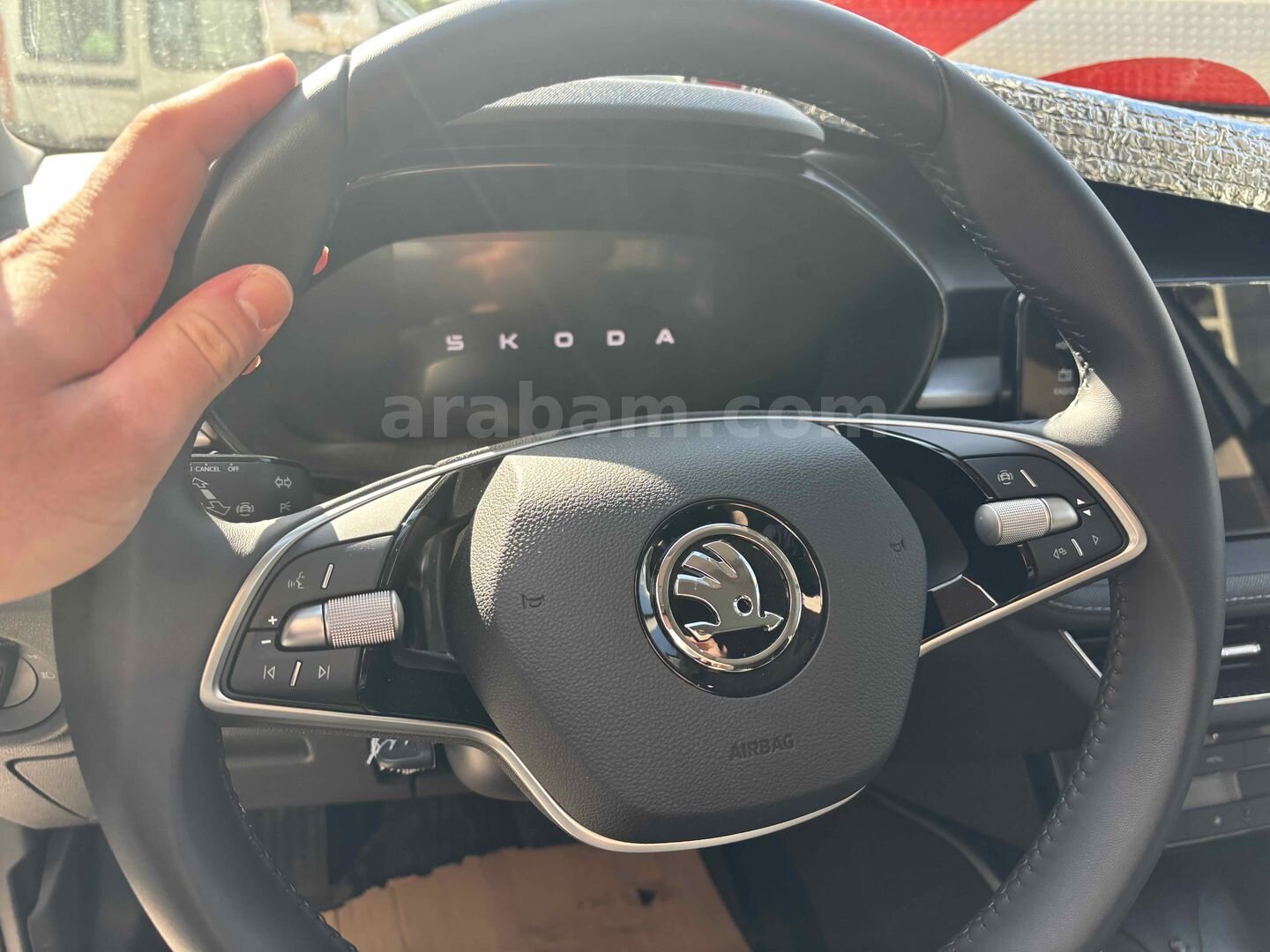 Sahibinden Skoda Fabia 1.0 TSI Premium 2024 Model İstanbul 26.500 km Gri 3