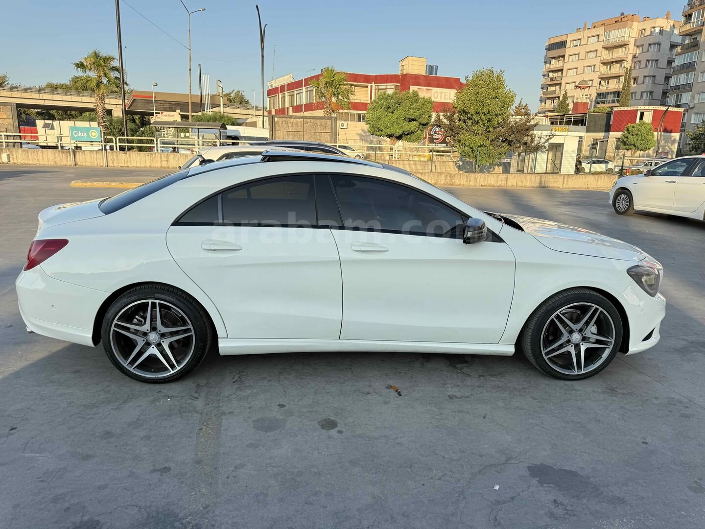 Sahibinden Mercedes - Benz CLA 200 Urban 2013 Model İzmir 340.000 km Beyaz 5