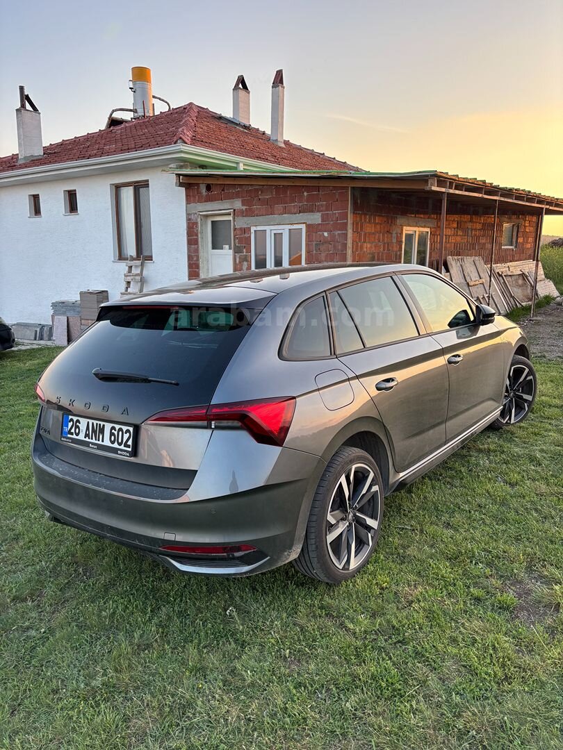 Sahibinden Skoda Scala 1.5 TSI Monte Carlo 2025 Model Eskişehir 8.000 km Füme 6