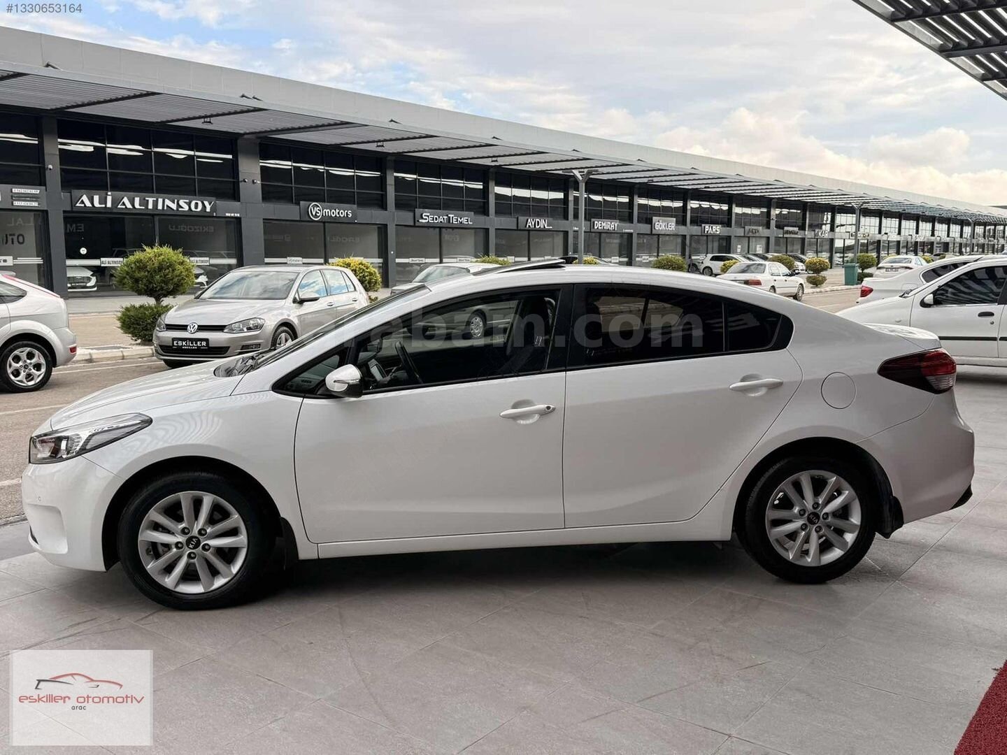 Galeriden Kia Cerato 1.6 CRDi Prestige 2018 Model Aksaray 50.000 km Beyaz 7