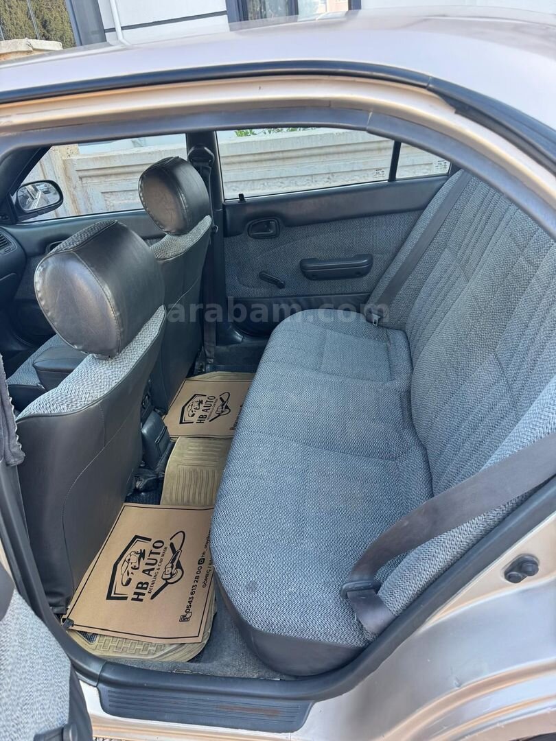 Sahibinden Toyota Corolla 1.3 XE 1996 Model Konya 355.000 km Bej 4