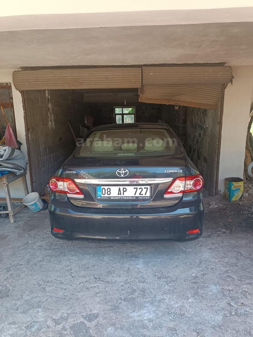 Sahibinden Toyota Corolla 1.4 D-4D Elegant 2011 Model Osmaniye 172.000 km Siyah 7