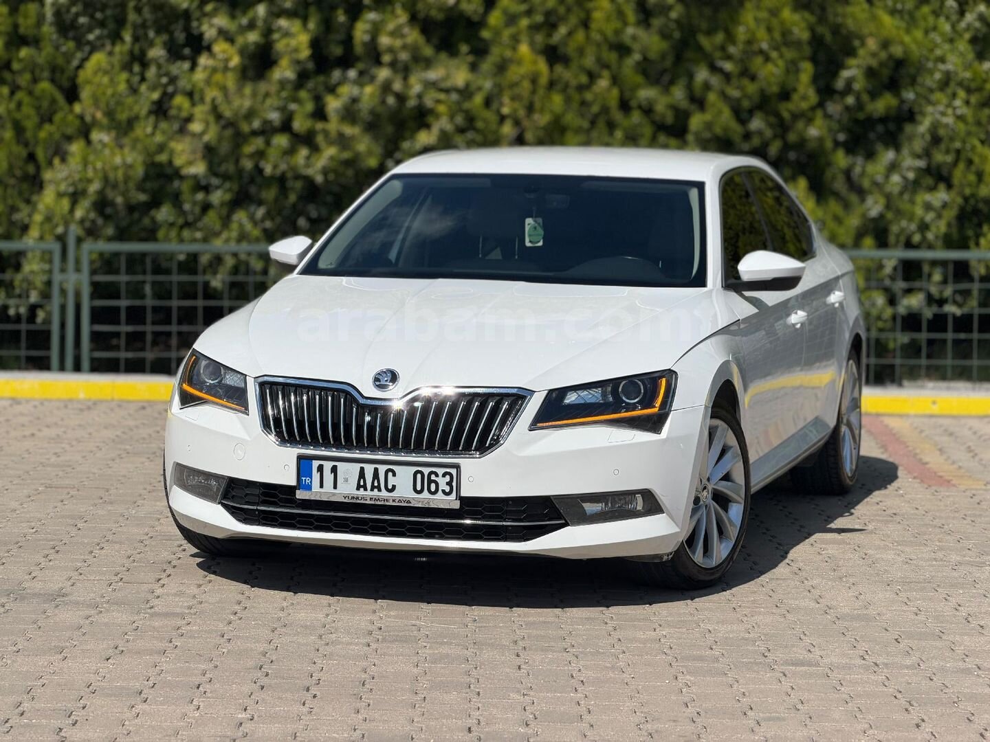 Sahibinden Skoda SuperB 1.6 TDI Prestige 2016 Model Bilecik 190.000 km Beyaz 1