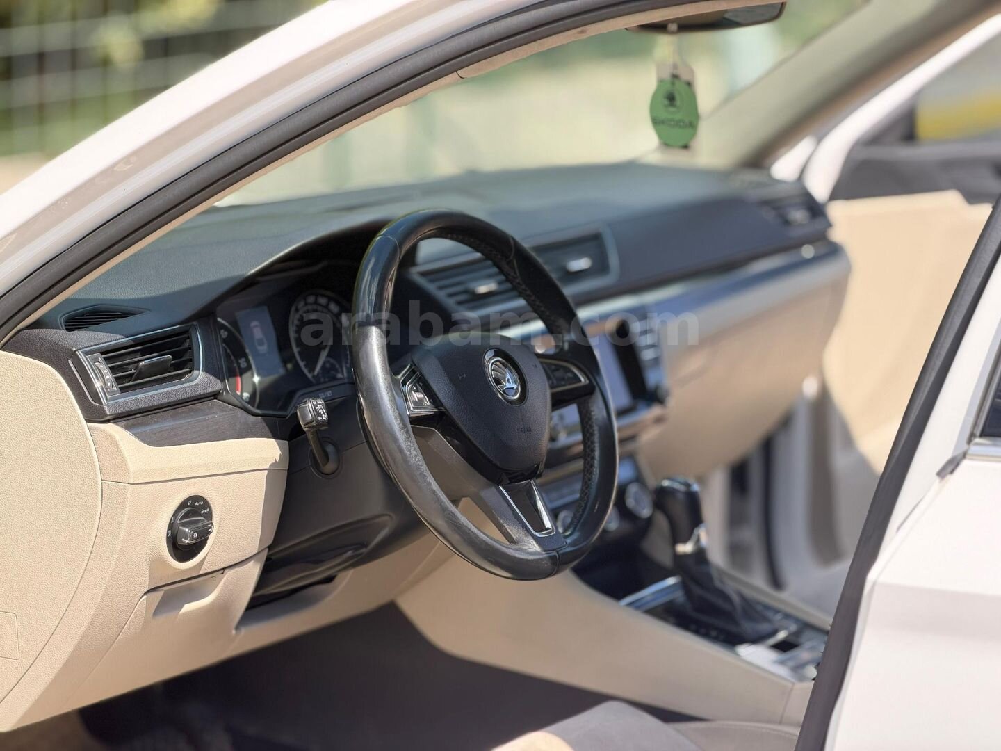 Sahibinden Skoda SuperB 1.6 TDI Prestige 2016 Model Bilecik 190.000 km Beyaz 7