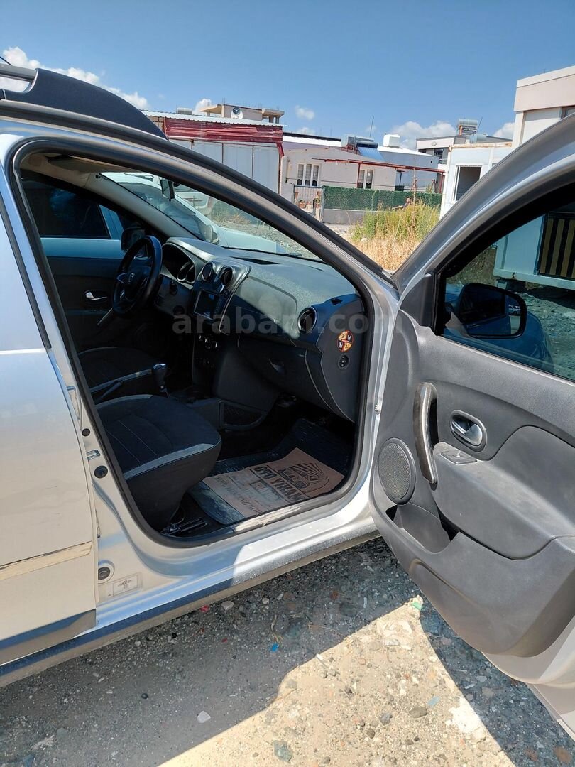 Sahibinden Dacia Sandero 1.5 dCi Stepway 2017 Model Hatay 111.450 km Gri 7