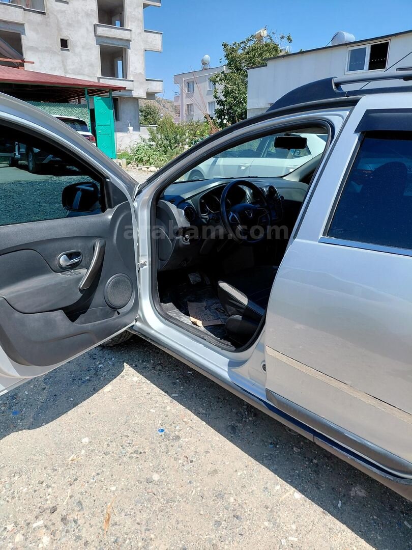 Sahibinden Dacia Sandero 1.5 dCi Stepway 2017 Model Hatay 111.450 km Gri 5