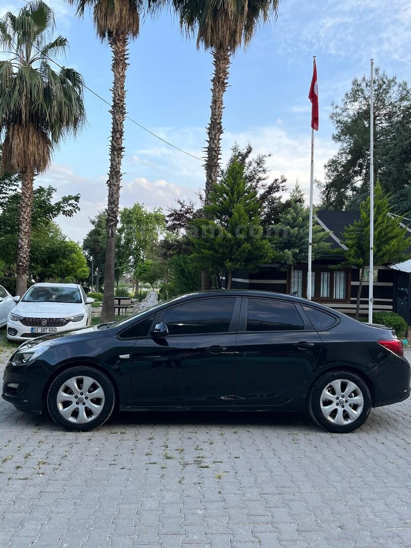 Sahibinden Opel Astra 1.6 Edition 2014 Model Şanlıurfa 363.000 km Siyah 5