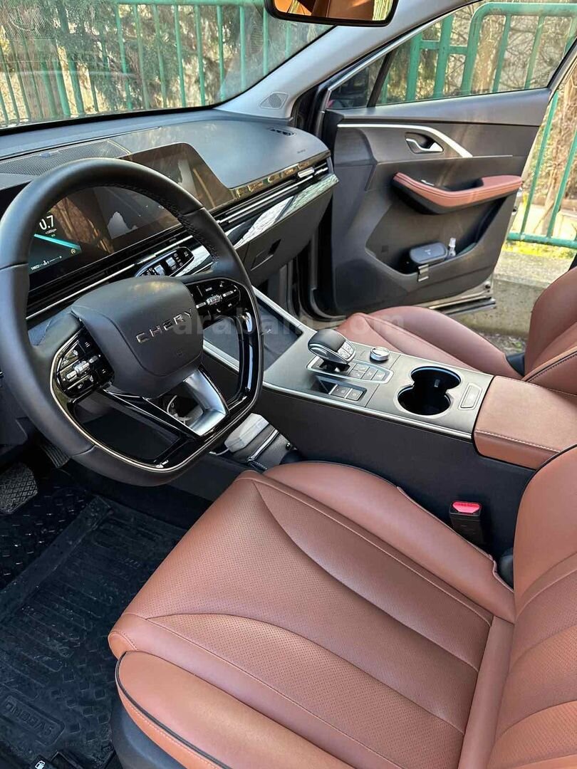 Sahibinden Chery Omoda 5 1.6 T-GDI Luxury 2024 Model Sakarya 32.000 km Gri (titanyum) 6