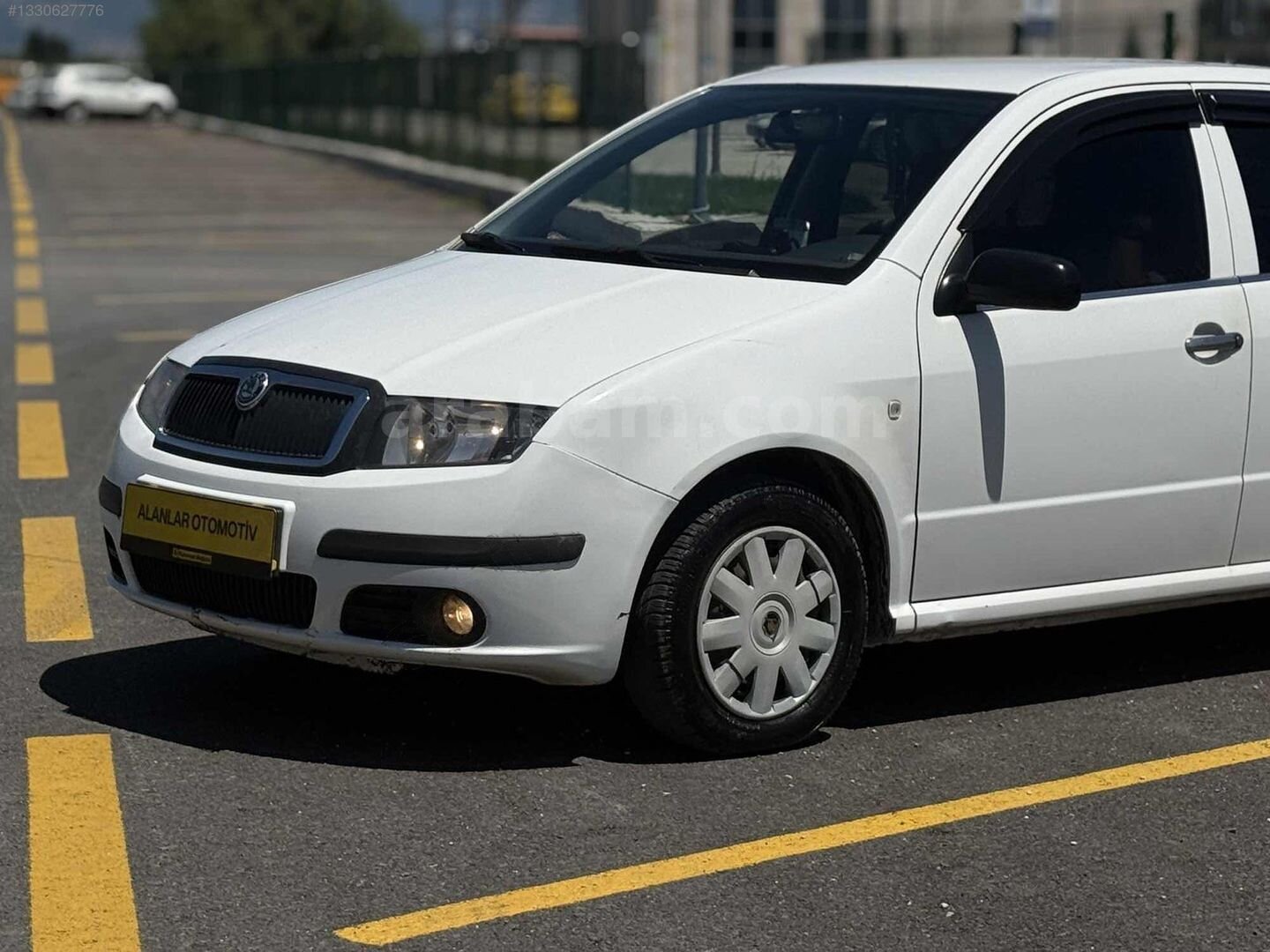 Galeriden Skoda Fabia 1.2 Classic 2006 Model Sakarya 260.000 km Beyaz 3