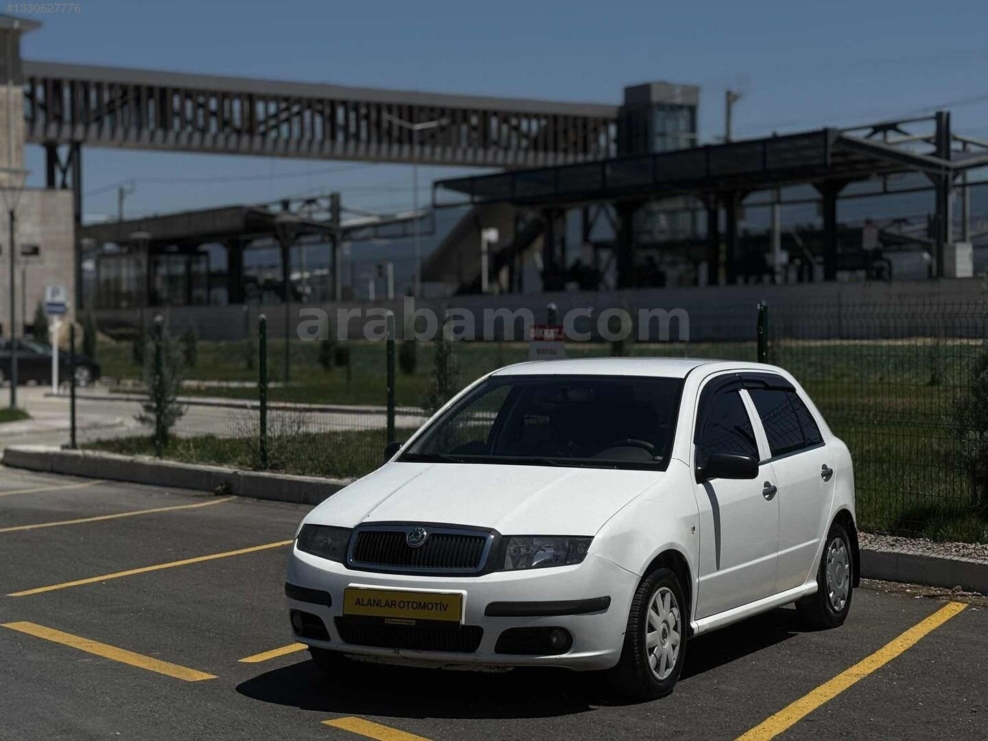Galeriden Skoda Fabia 1.2 Classic 2006 Model Sakarya 260.000 km Beyaz 4