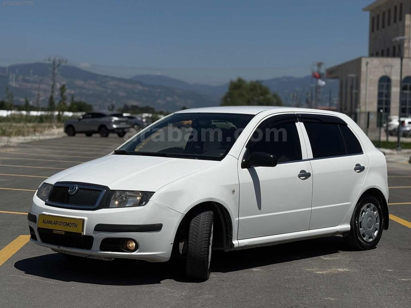 Galeriden Skoda Fabia 1.2 Classic 2006 Model Sakarya 260.000 km Beyaz 2
