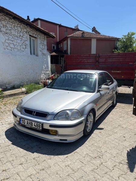 Sahibinden Honda Civic 1.4 i S 1999 Model Balıkesir 324.000 km Gri